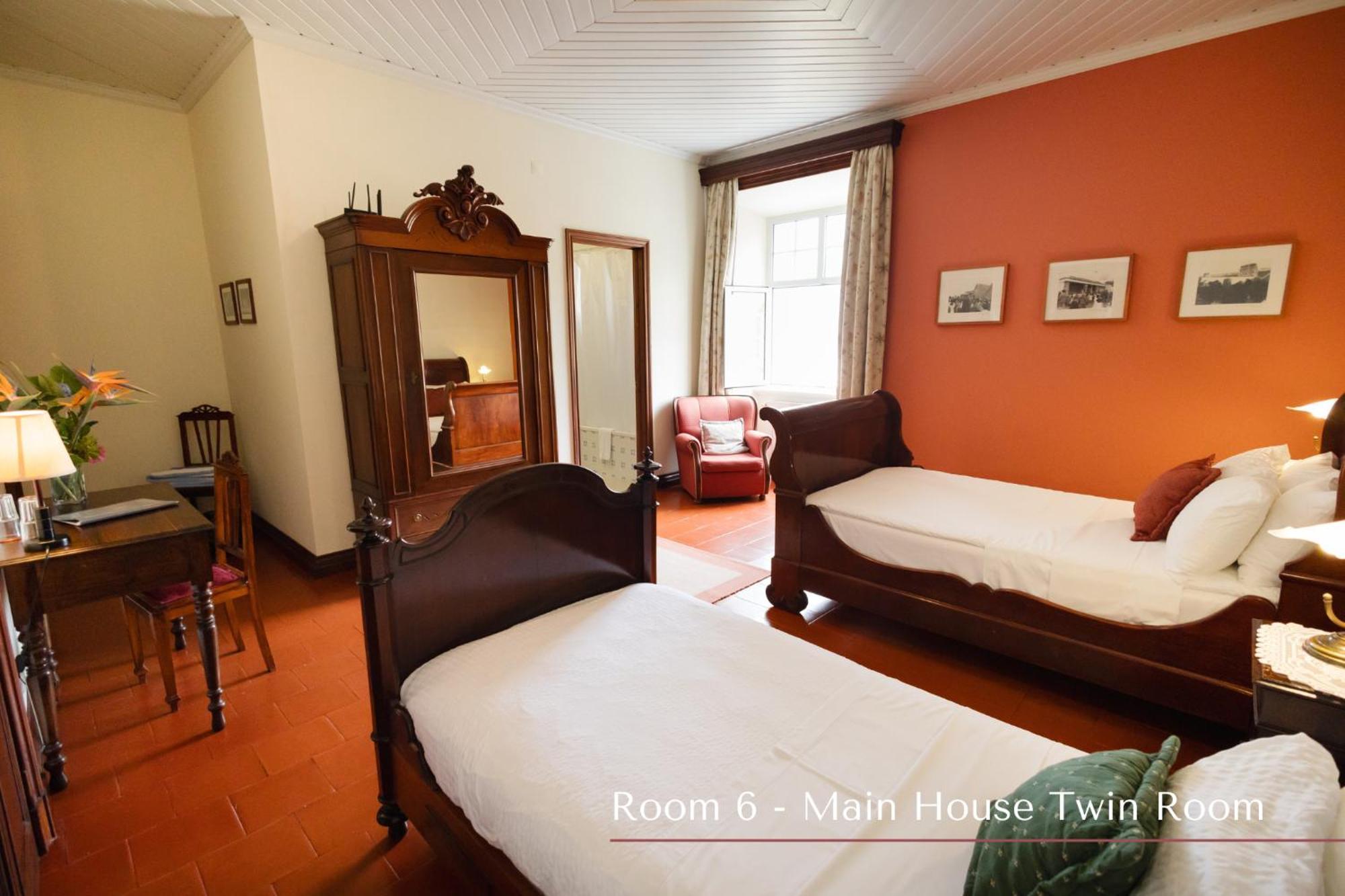 Bed and Breakfast Solar De Lalem Maia  Екстер'єр фото